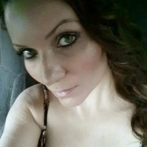 Meet your Posher, Desiree